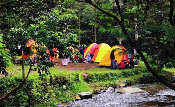 Tapian Ratu Camp Real Bukittinggi Esterno foto