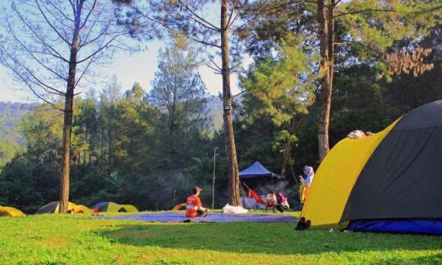 Tapian Ratu Camp Real Bukittinggi Esterno foto