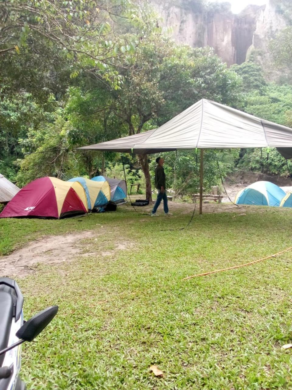 Tapian Ratu Camp Real Bukittinggi Esterno foto